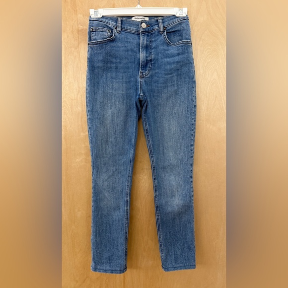 REFORMATION Classic Jeans in Darwin Wash - Picture 8 of 15